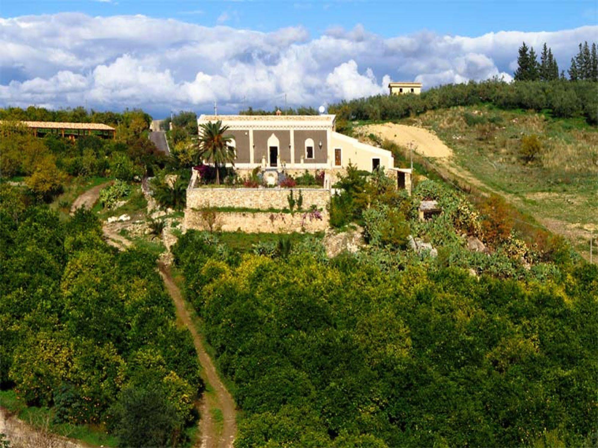 Vecchia Dimora Resort Centuripe Eksteriør billede