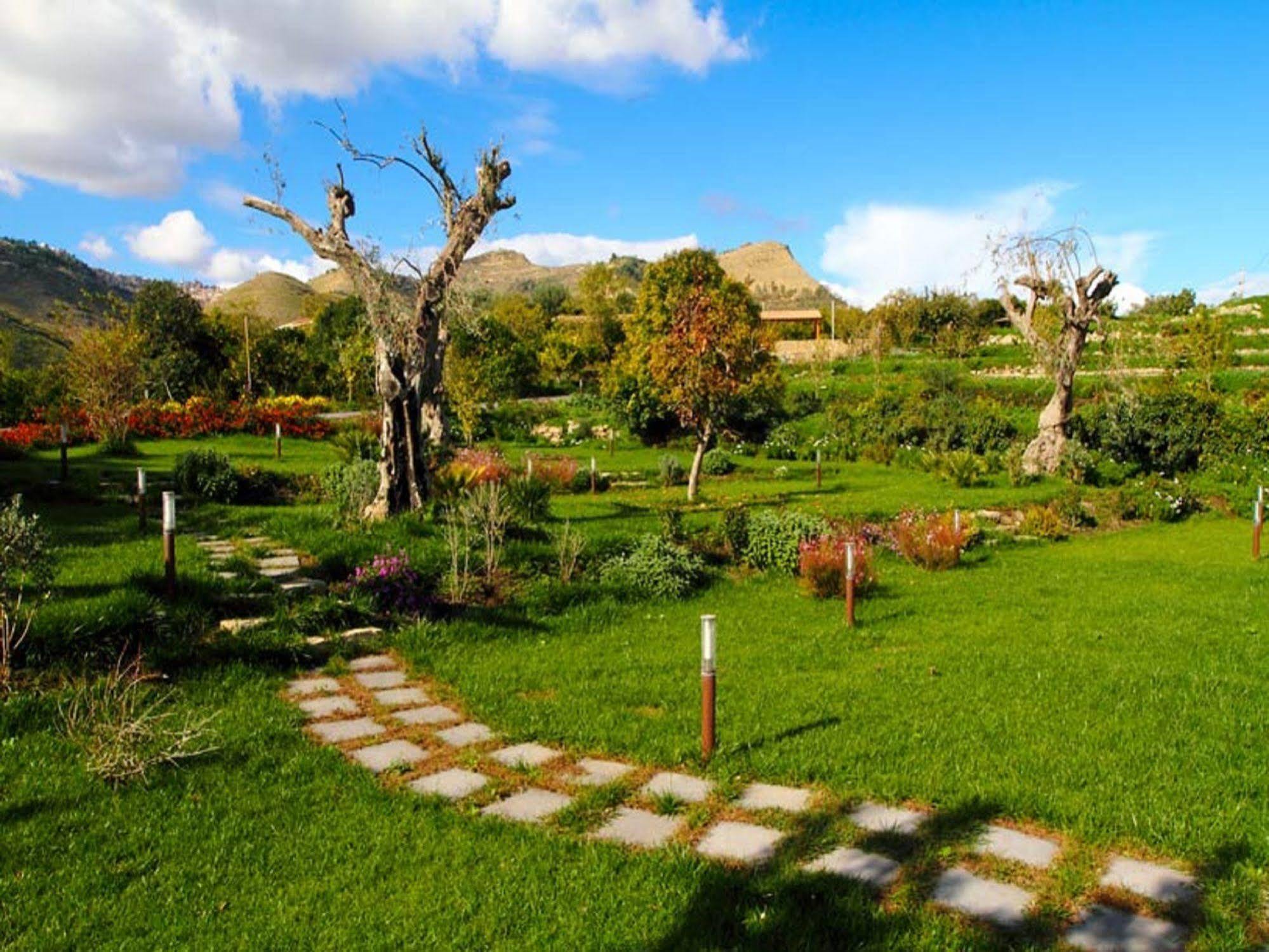 Vecchia Dimora Resort Centuripe Eksteriør billede
